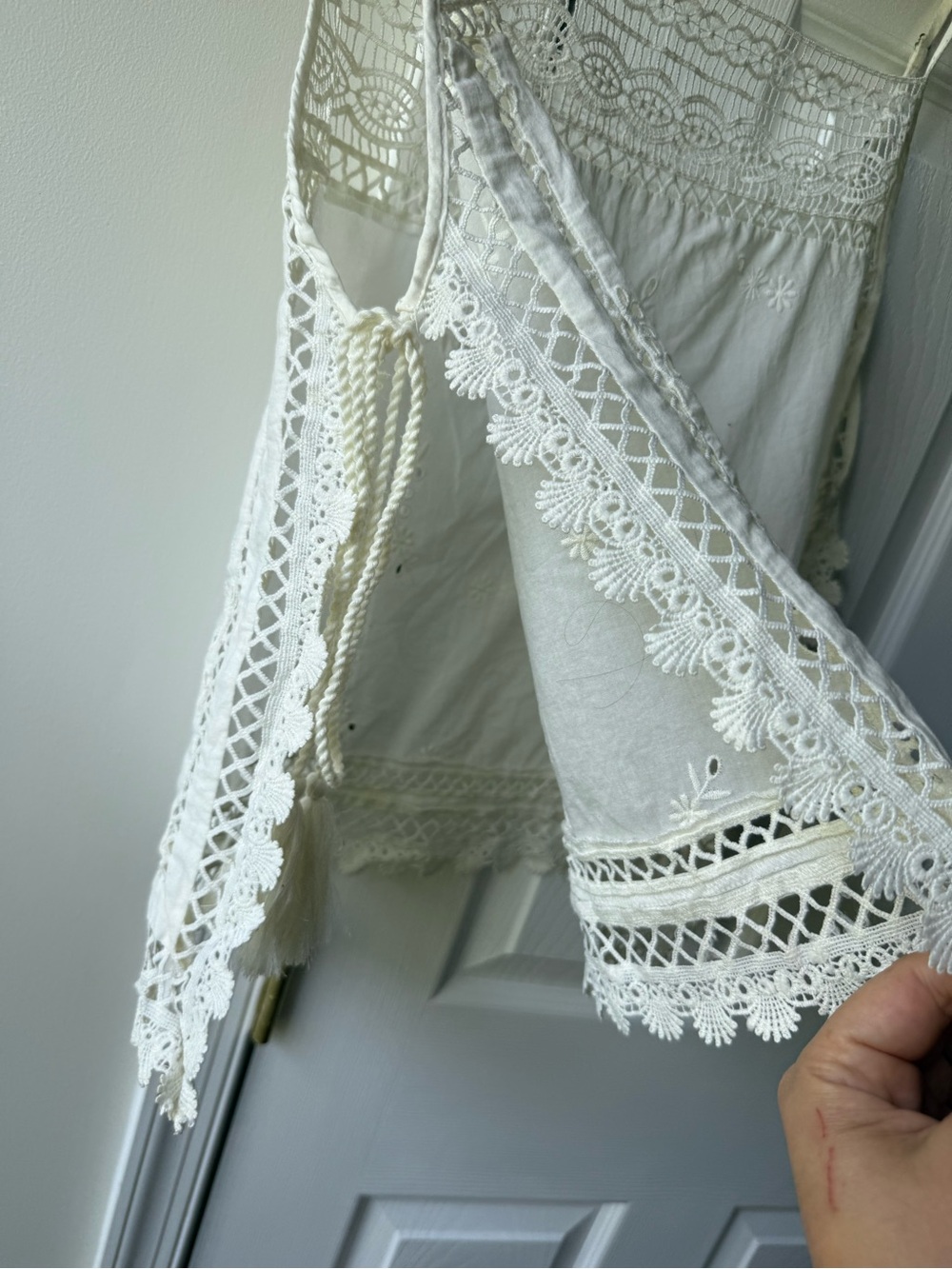 Free People Garden Party Cami Sz L Ivory Boho Cottage Festival Eyelet Lace top - Picture 4 of 9